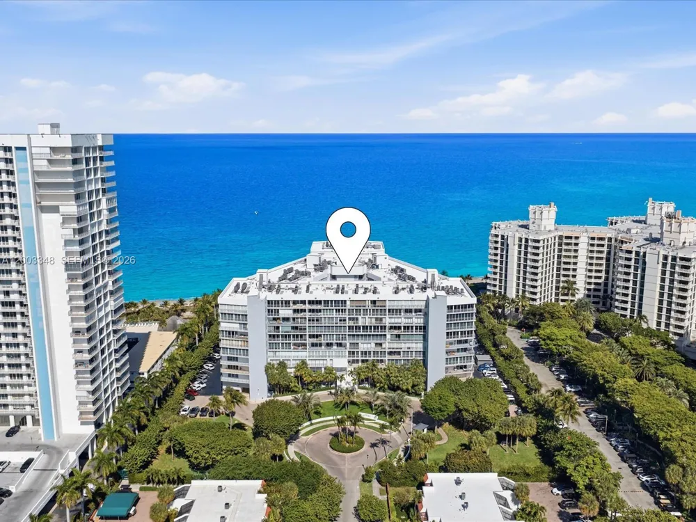600 Grapetree Dr #10BN Key Biscayne, FL 33149