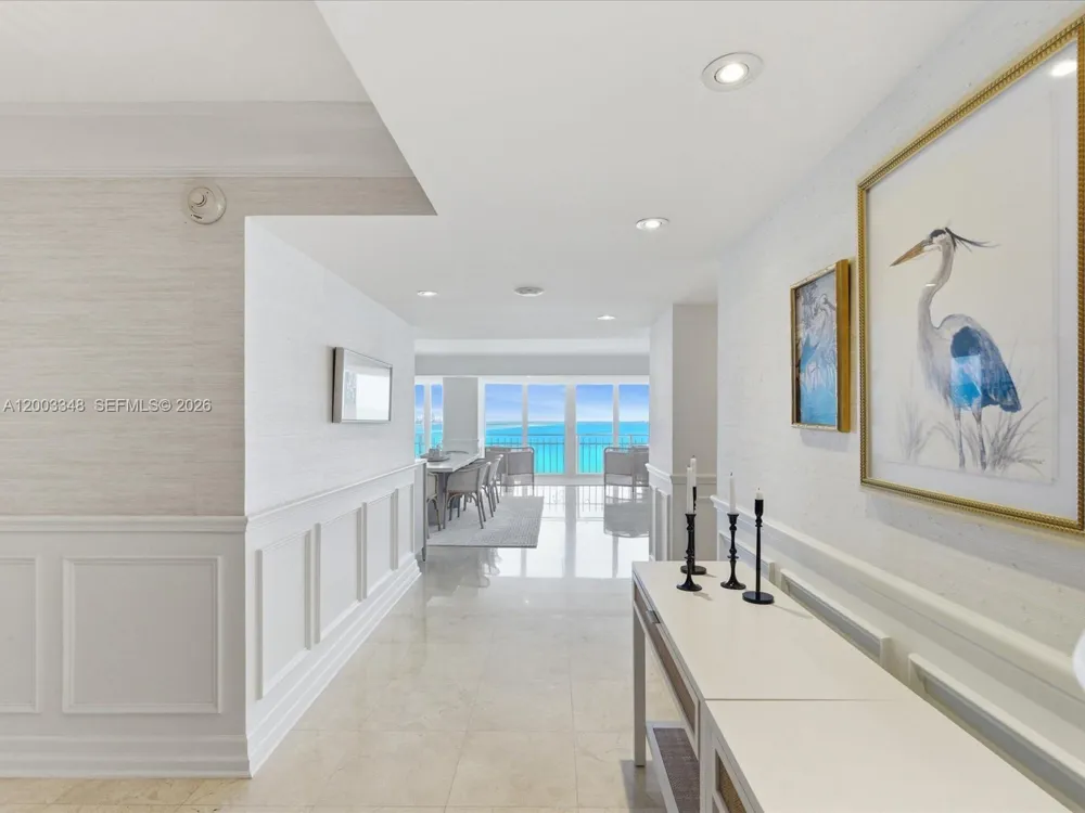 600 Grapetree Dr #10BN Key Biscayne, FL 33149
