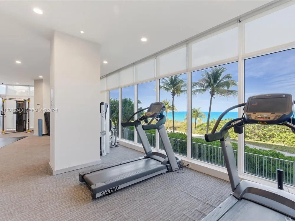 600 Grapetree Dr #10BN Key Biscayne, FL 33149