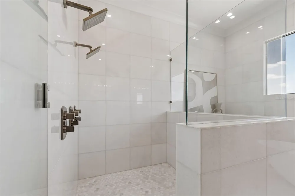 236 HOWARD DRIVE Belleair Beach, FL 33786
