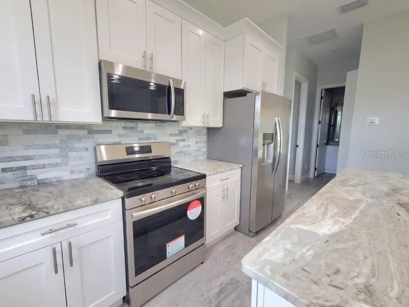 1038 SAN CRISTOBAL AVENUE Punta Gorda, FL 33983