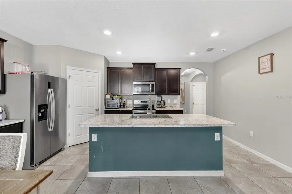 941 CENTURY AVENUE SE Palm Bay, FL 32909