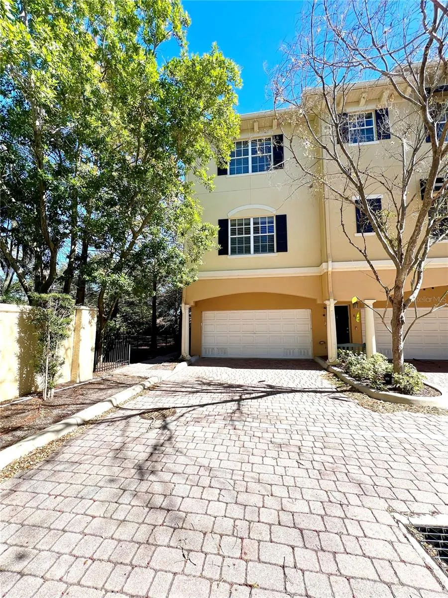809 HARBOR OAK LANE Clearwater, FL 33756