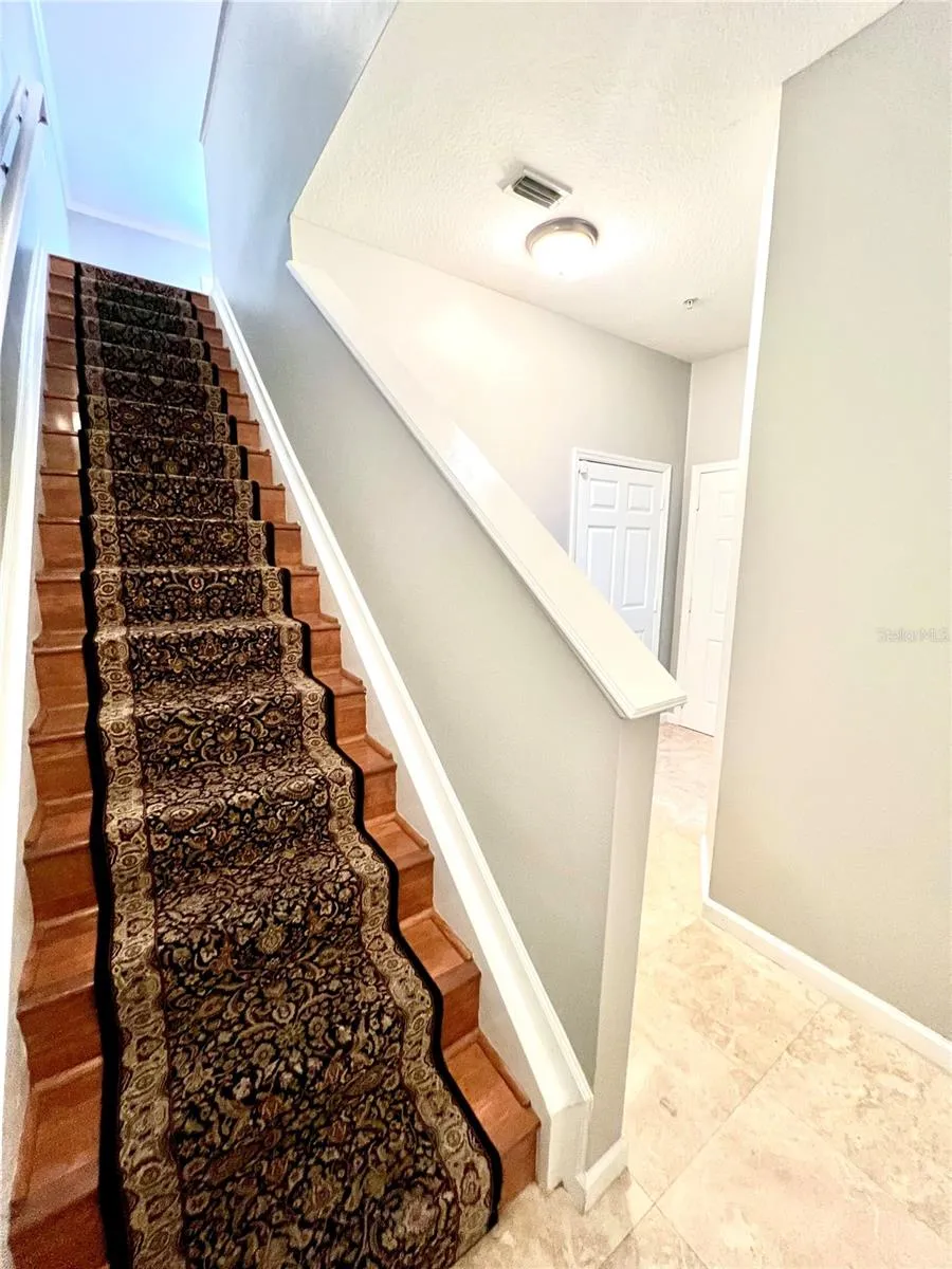 809 HARBOR OAK LANE Clearwater, FL 33756