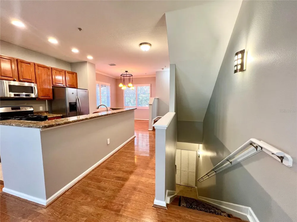809 HARBOR OAK LANE Clearwater, FL 33756