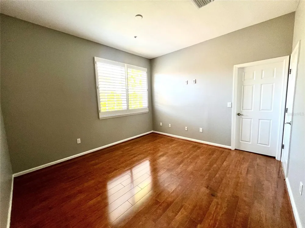 809 HARBOR OAK LANE Clearwater, FL 33756
