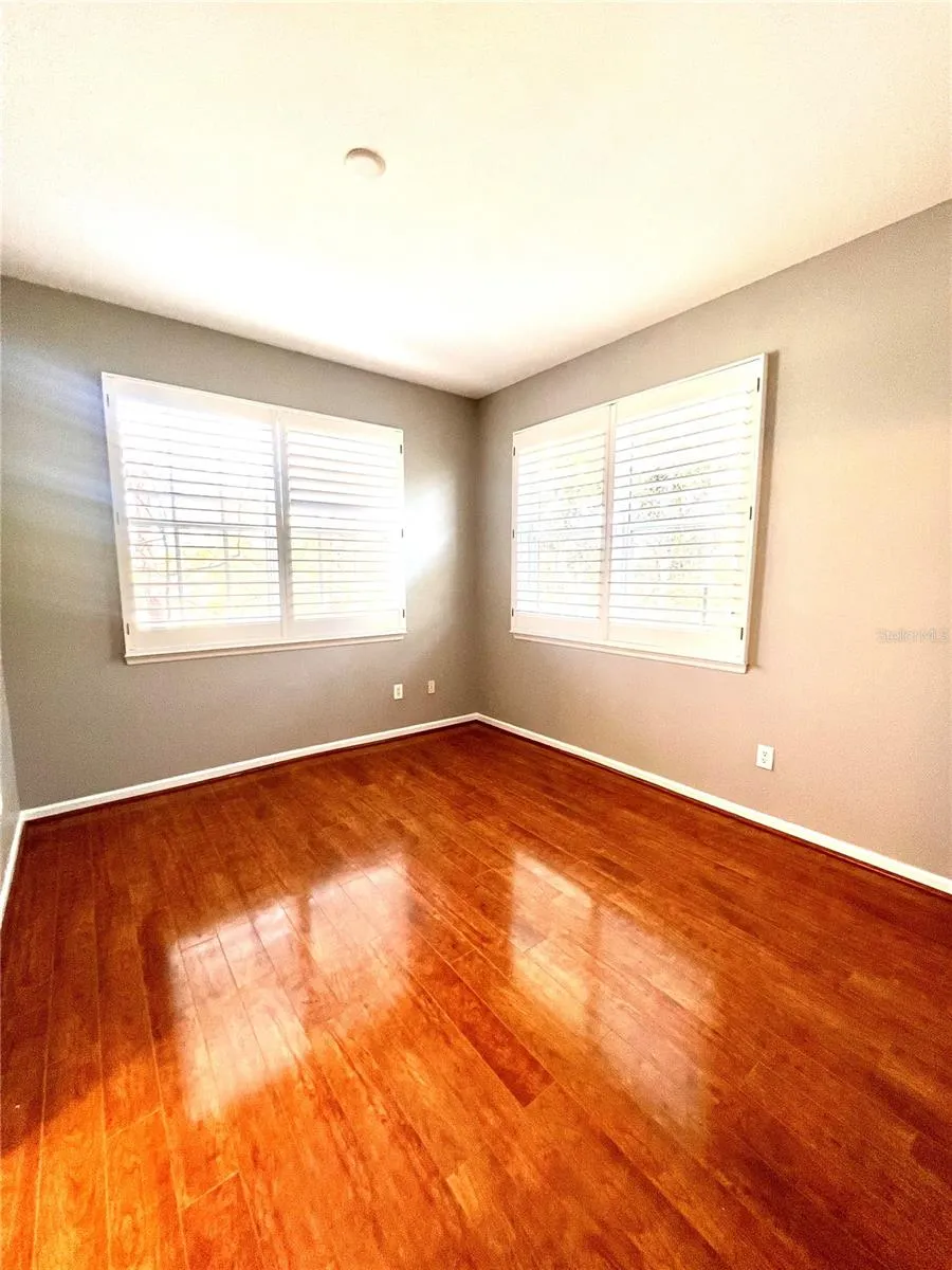 809 HARBOR OAK LANE Clearwater, FL 33756
