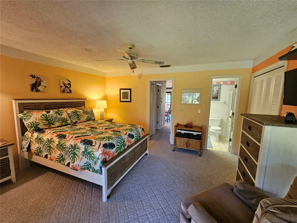 6 QUAILS RUN BOULEVARD #9 Englewood, FL 34223
