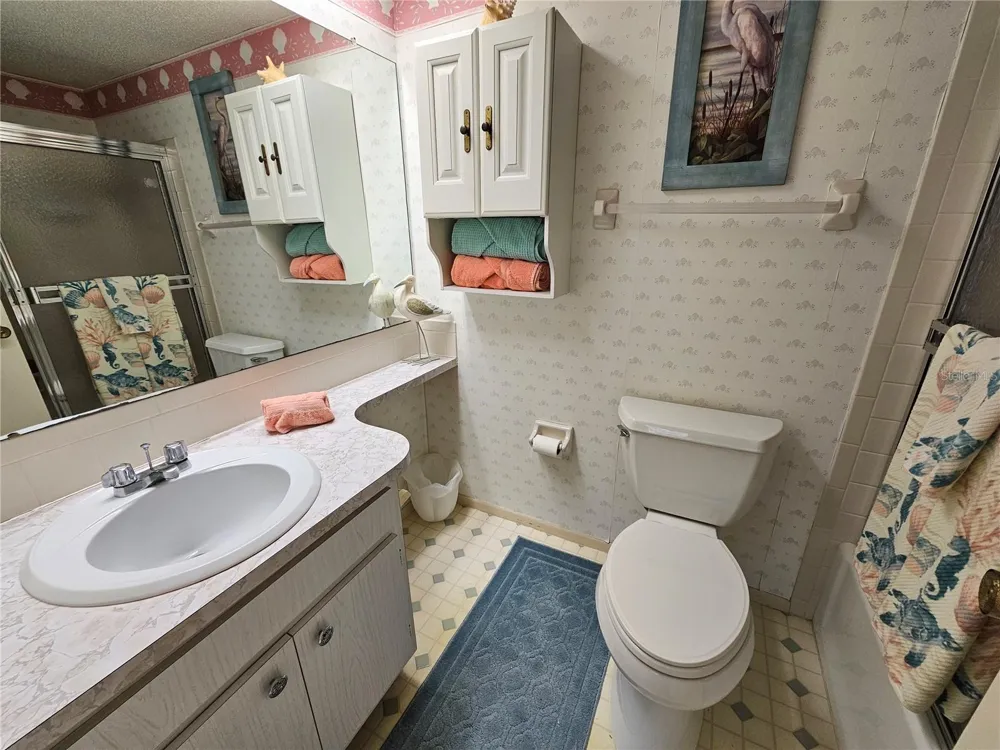 6 QUAILS RUN BOULEVARD #9 Englewood, FL 34223