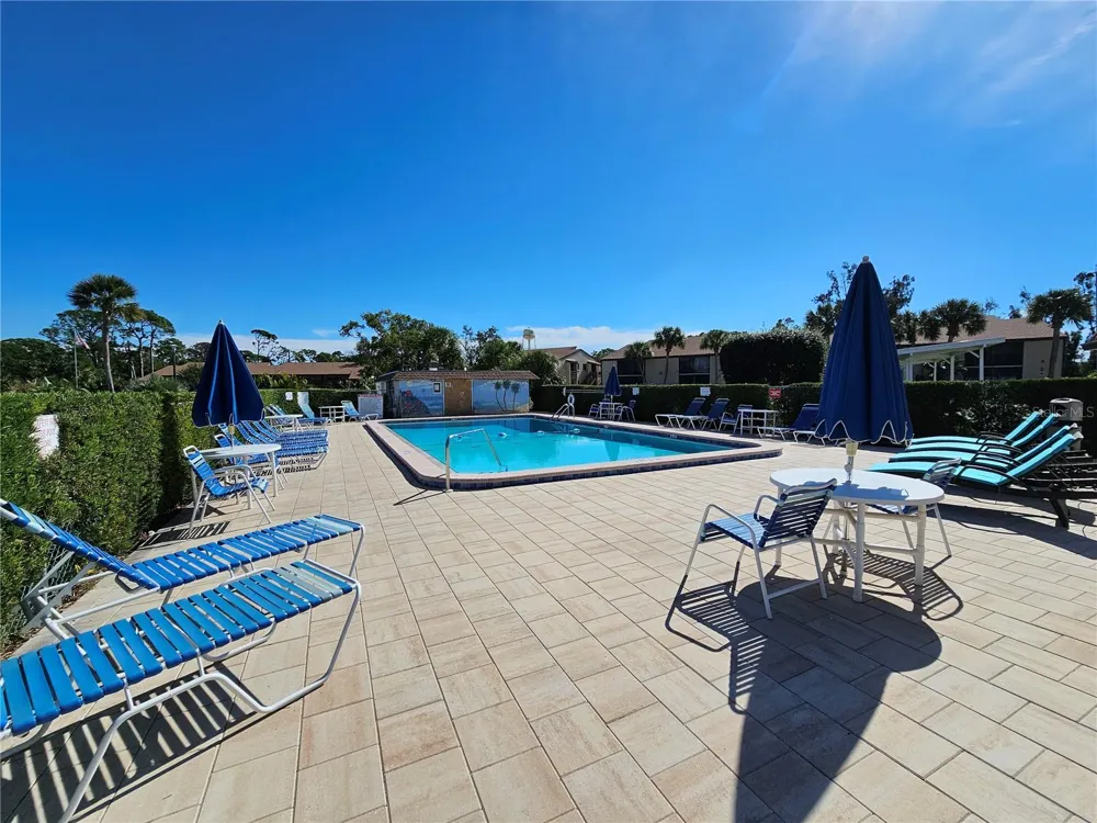 6 QUAILS RUN BOULEVARD #9 Englewood, FL 34223