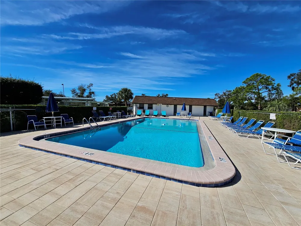 6 QUAILS RUN BOULEVARD #9 Englewood, FL 34223