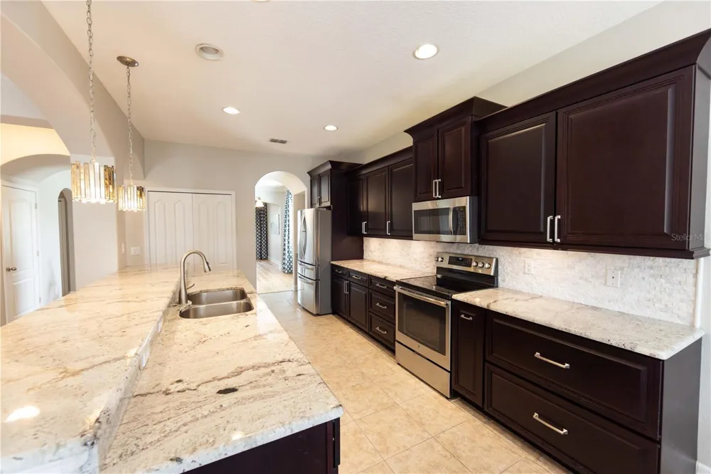 4810 LAKE MILLY DRIVE Orlando, FL 32839