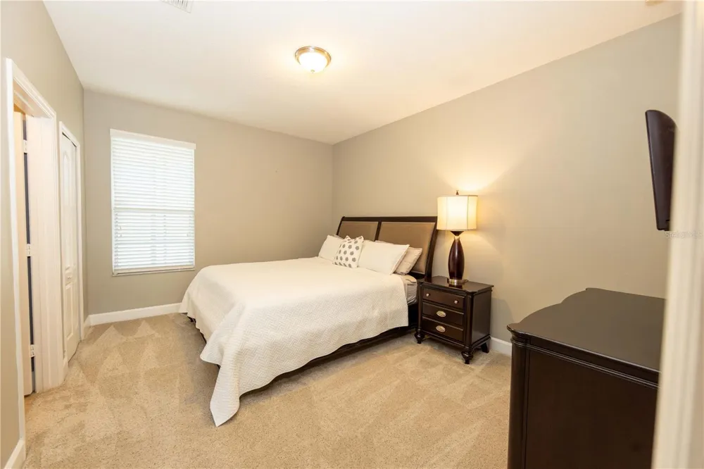 4810 LAKE MILLY DRIVE Orlando, FL 32839