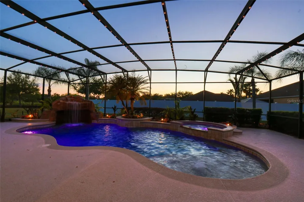 4810 LAKE MILLY DRIVE Orlando, FL 32839