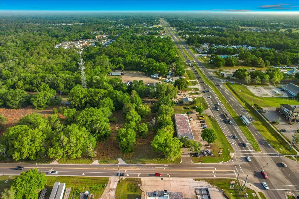 1301 DUFF ROAD Lakeland, FL 33810