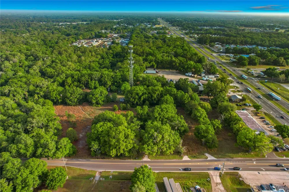 1301 DUFF ROAD Lakeland, FL 33810