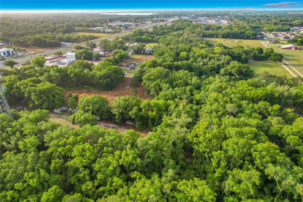 1301 DUFF ROAD Lakeland, FL 33810