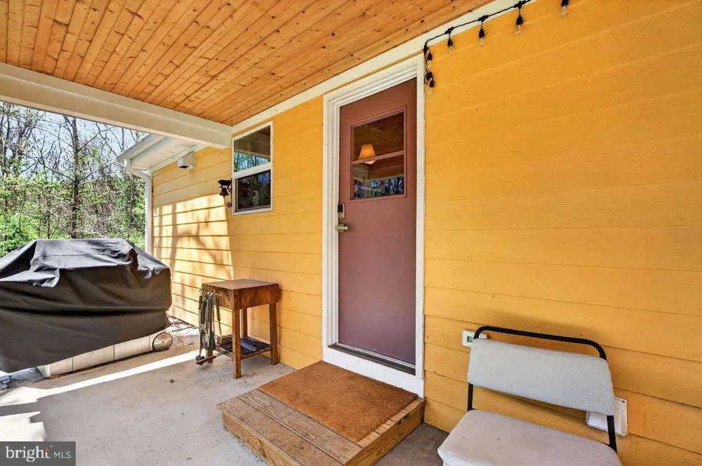 202 LAKE ARROWHEAD ROAD Luray, VA 22835