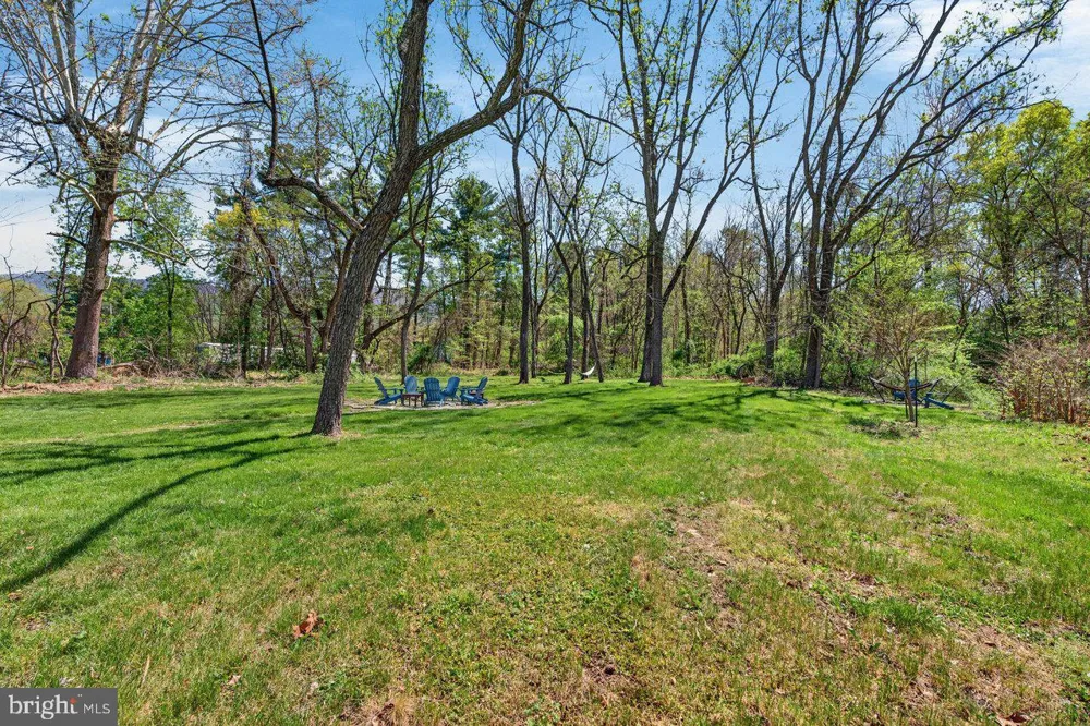 202 LAKE ARROWHEAD ROAD Luray, VA 22835