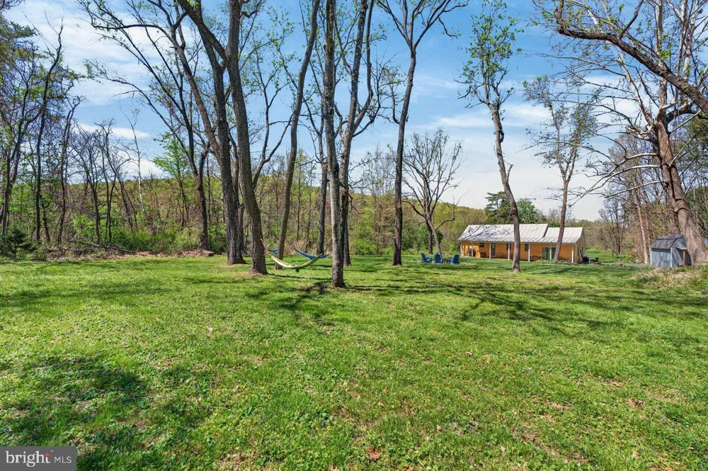 202 LAKE ARROWHEAD ROAD Luray, VA 22835