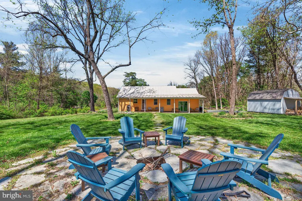 202 LAKE ARROWHEAD ROAD Luray, VA 22835