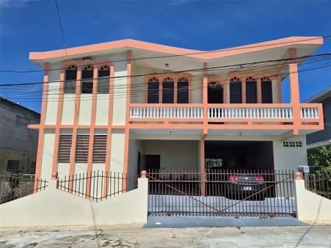 #55A CALLE JOSÉ HERNANDEZ