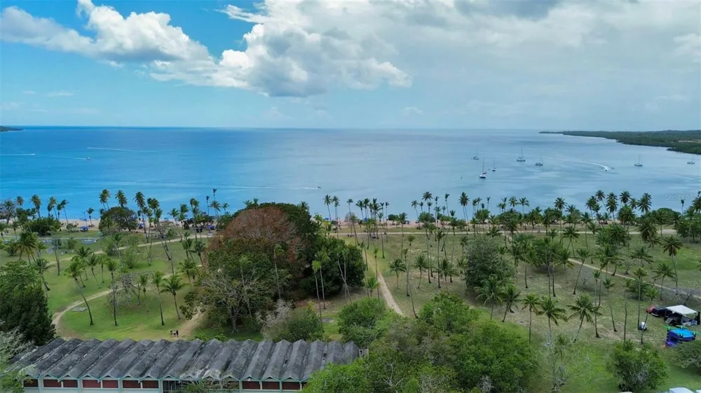 Sola 10 BO LLANOS COSTA Boqueron, PR 00622