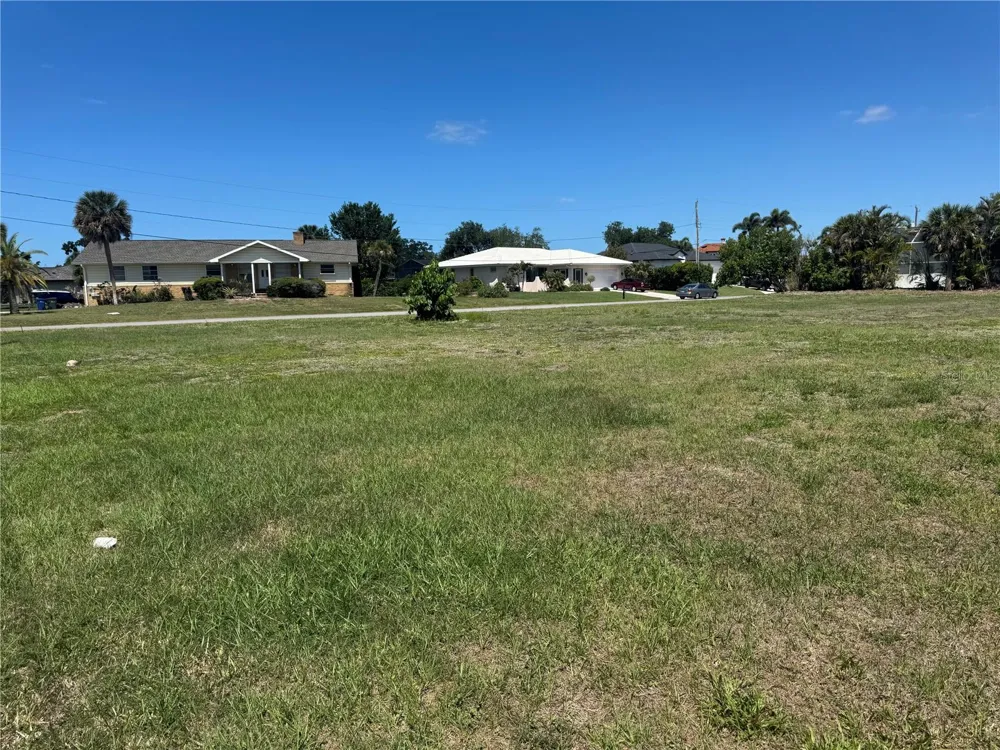 DONA WAY Nokomis, FL 34275
