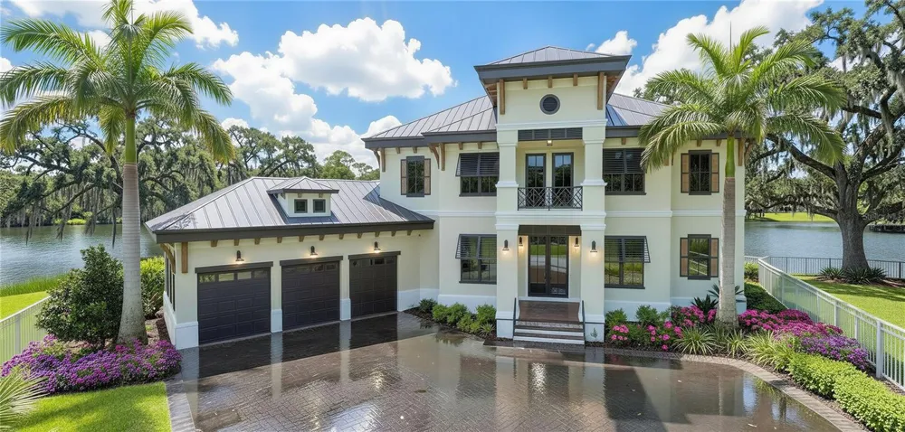 1600 MEYERS COVE DRIVE Tarpon Springs, FL 34689