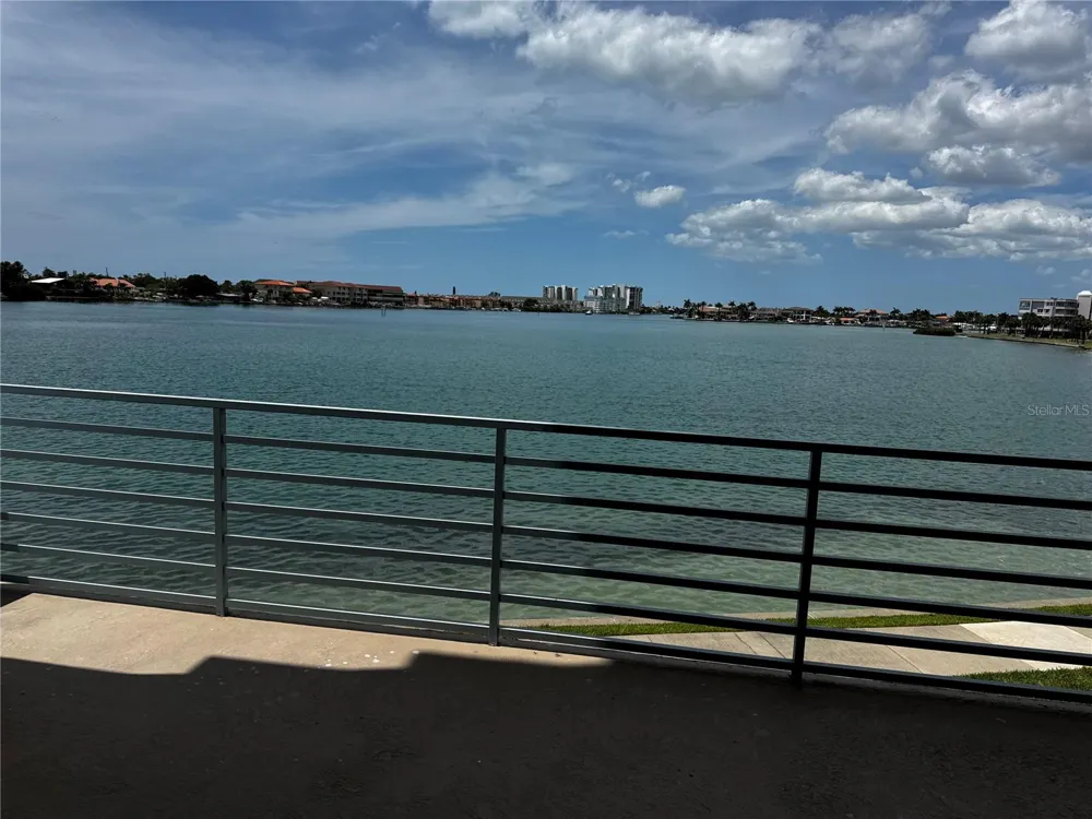 7932 SAILBOAT KEY BOULEVARD S #101 South Pasadena, FL 33707
