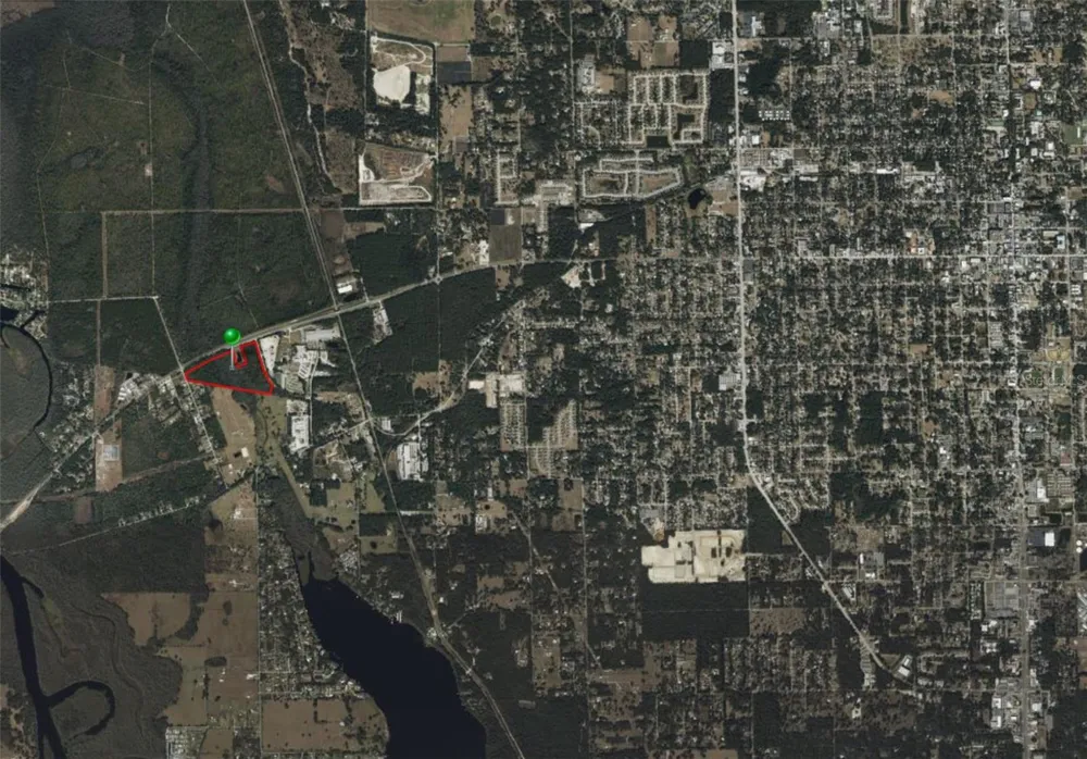 44 W SR 44 NEW YORK AVENUE Deland, FL 32720