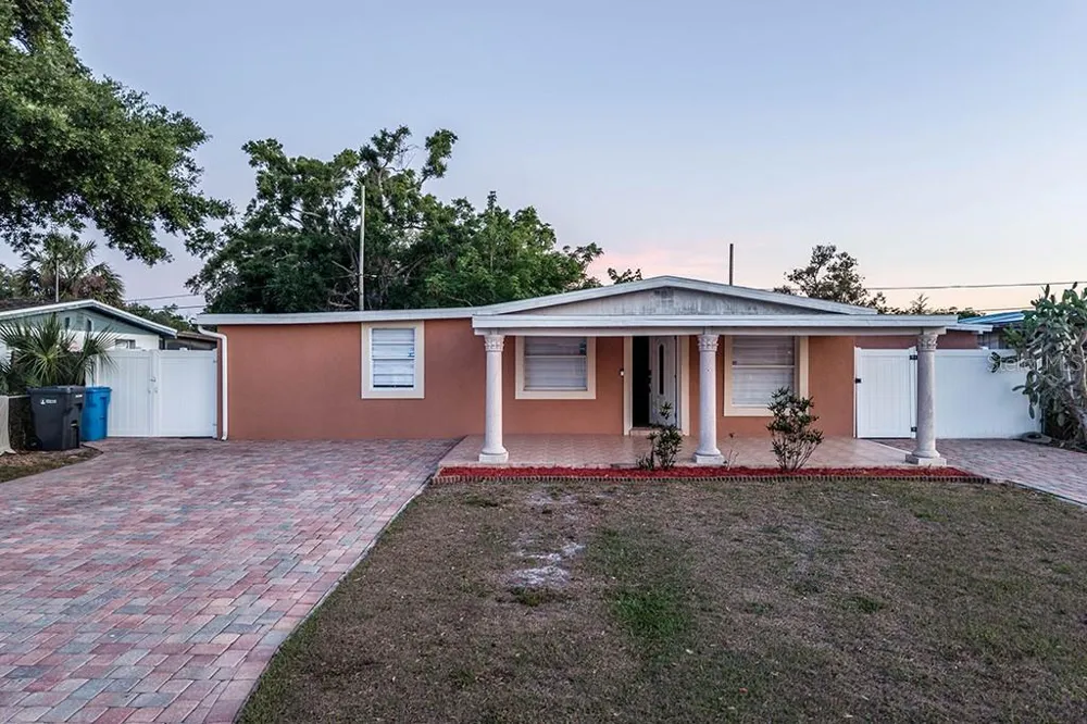 6506 SALINE STREET Tampa, FL 33634