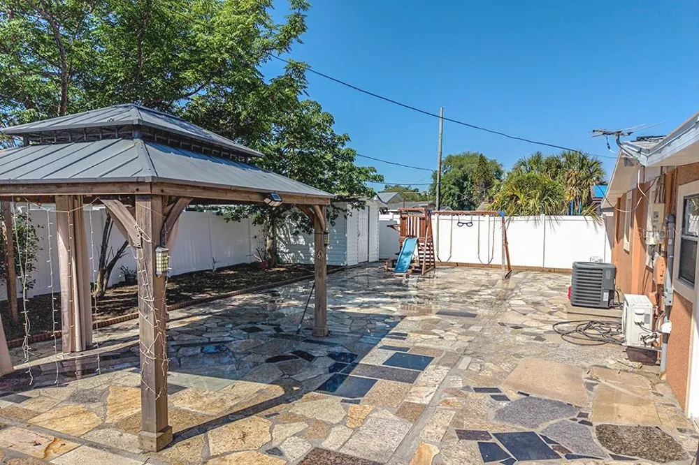 6506 SALINE STREET Tampa, FL 33634