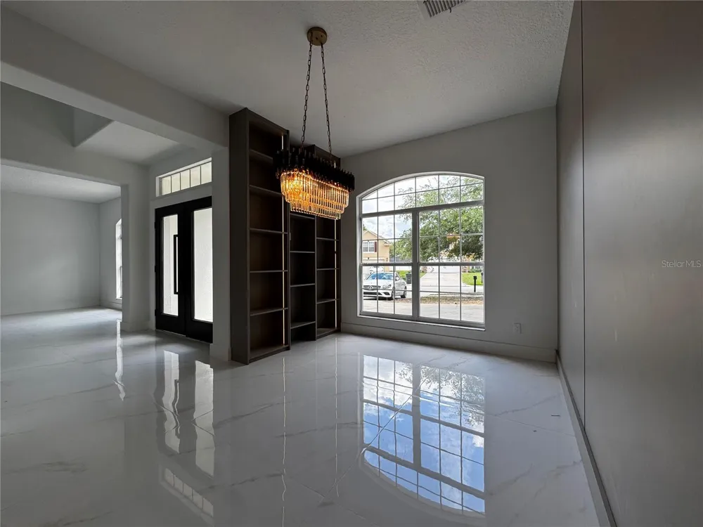 219 LARGOVISTA DRIVE Oakland, FL 34787