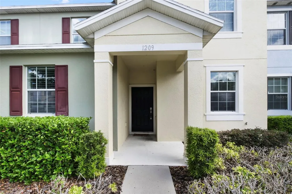 1209 SEBURN ROAD Apopka, FL 32703