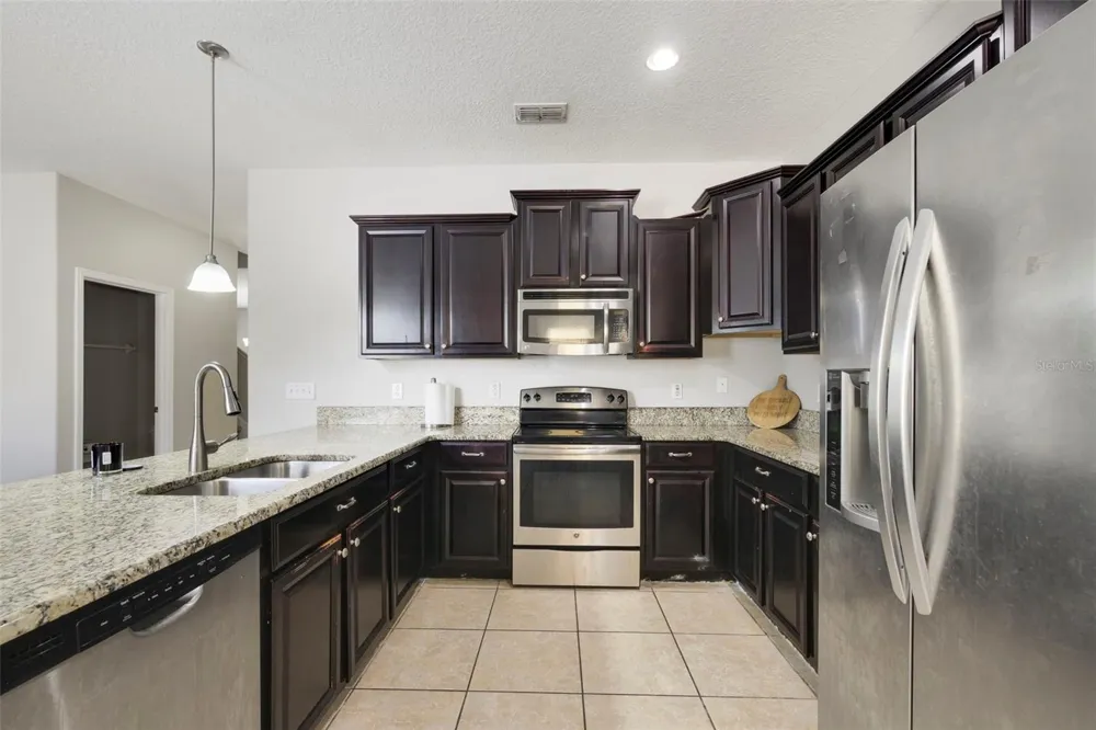 1209 SEBURN ROAD Apopka, FL 32703