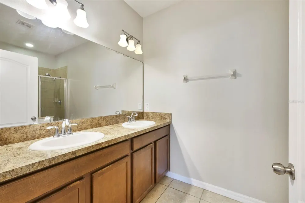 1209 SEBURN ROAD Apopka, FL 32703
