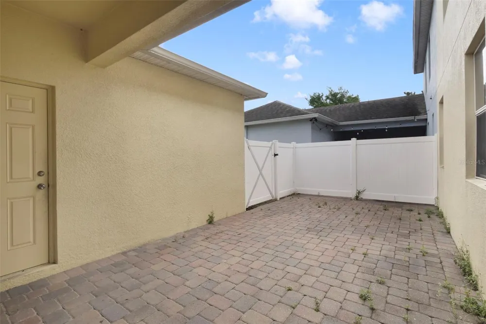 1209 SEBURN ROAD Apopka, FL 32703