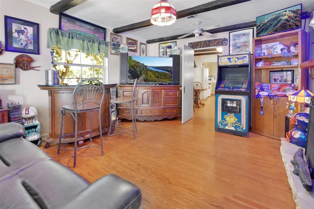 1403 BLACKWELDER ROAD De Leon Springs, FL 32130