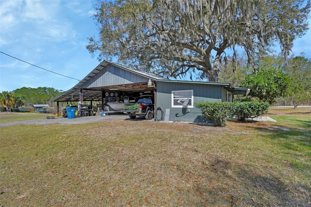 1403 BLACKWELDER ROAD De Leon Springs, FL 32130