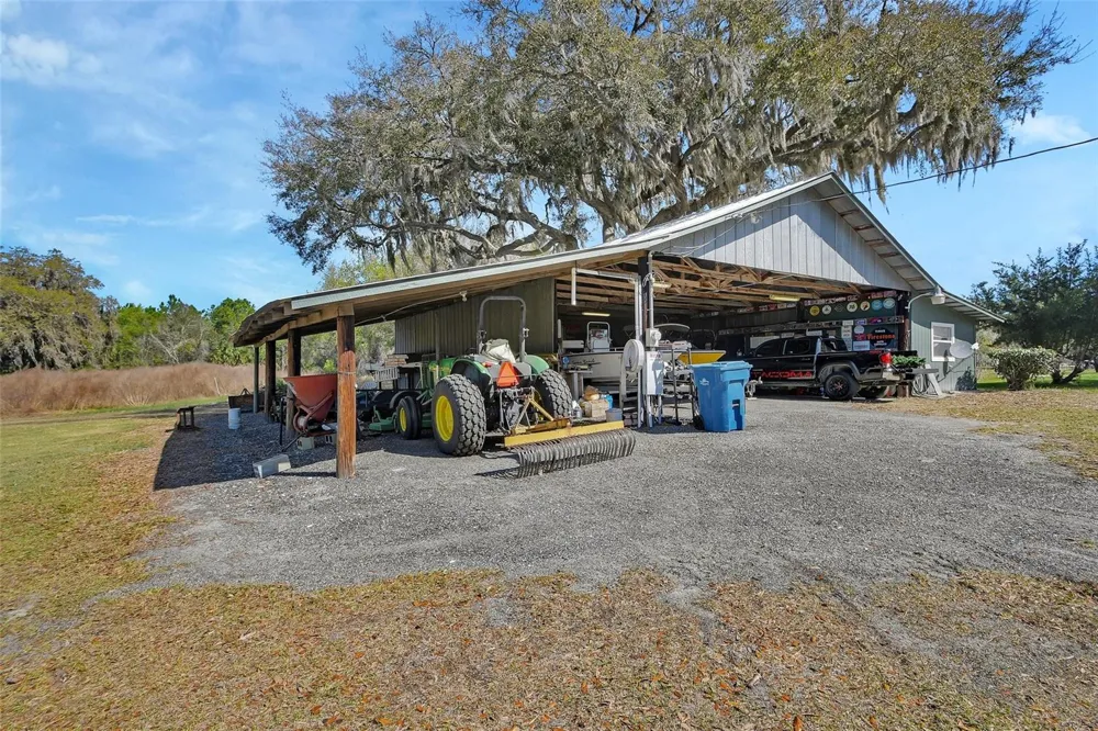 1403 BLACKWELDER ROAD De Leon Springs, FL 32130