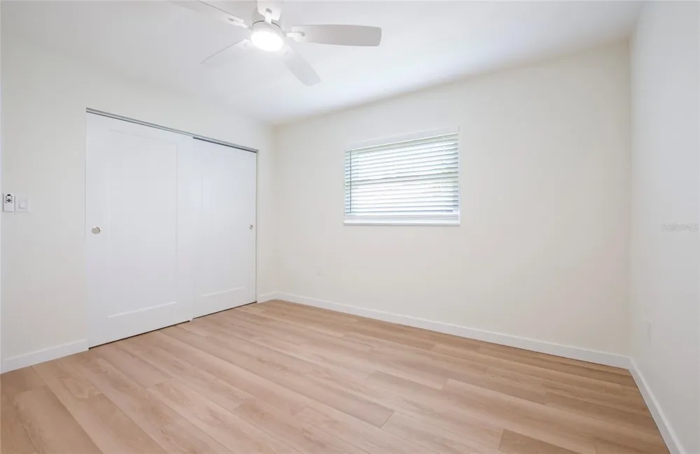 662 VILLAGRANDE AVENUE S St Petersburg, FL 33707