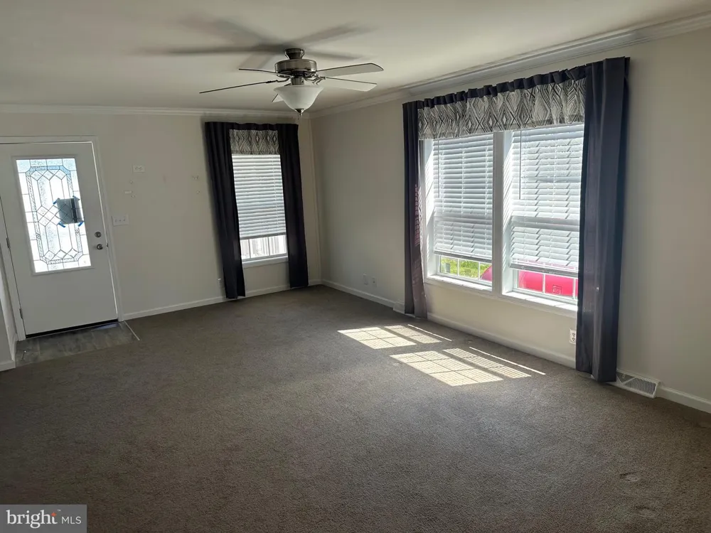 12 LAKEVIEW Quakertown, PA 18951