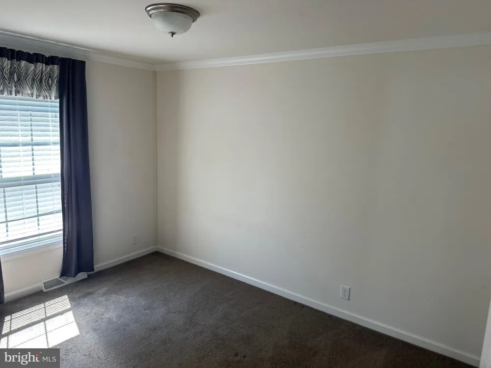 12 LAKEVIEW Quakertown, PA 18951