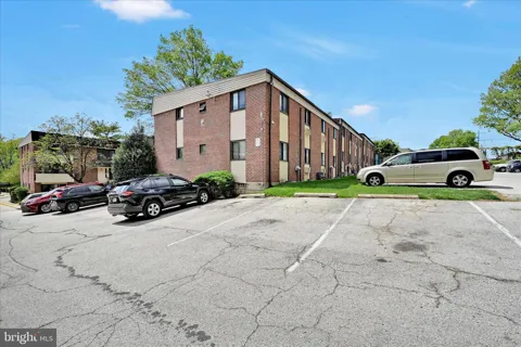 100 E GLENOLDEN AVENUE #P12