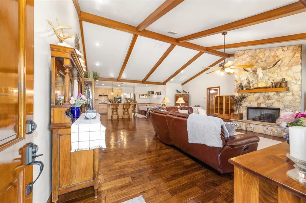 20005 NW 135TH AVENUE Micanopy, FL 32667