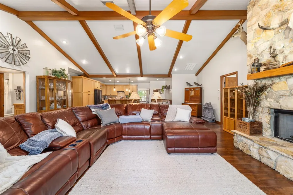 20005 NW 135TH AVENUE Micanopy, FL 32667