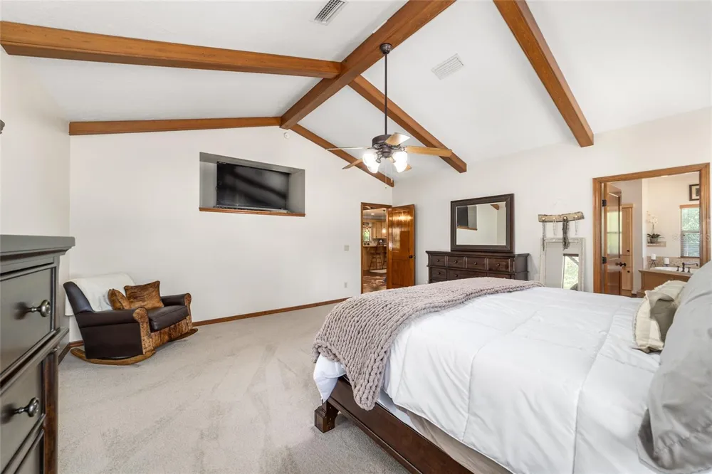 20005 NW 135TH AVENUE Micanopy, FL 32667