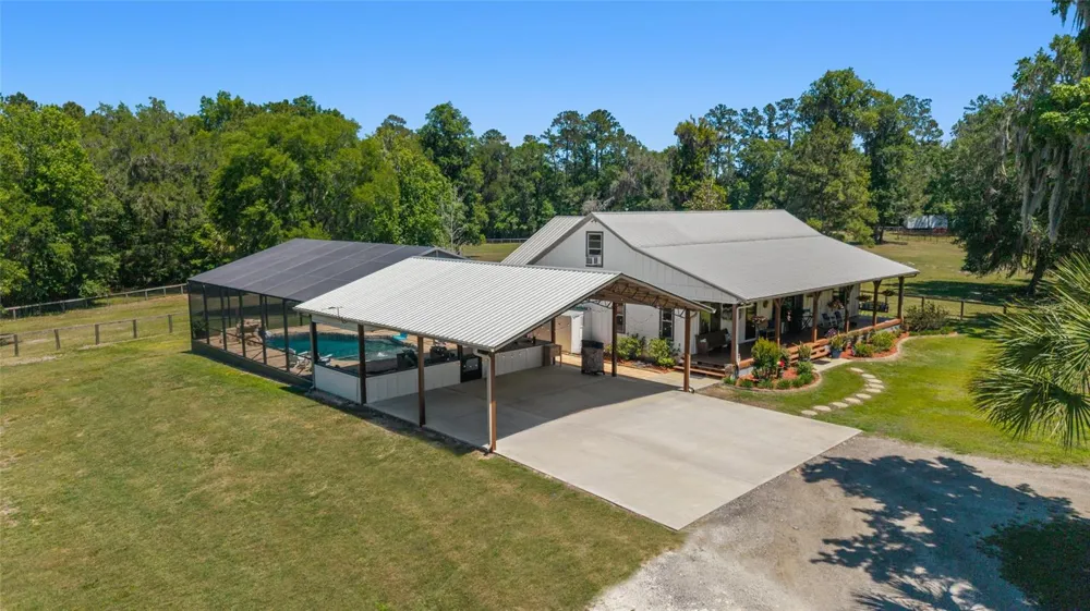 20005 NW 135TH AVENUE Micanopy, FL 32667