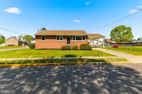 157 S POPLAR STREET